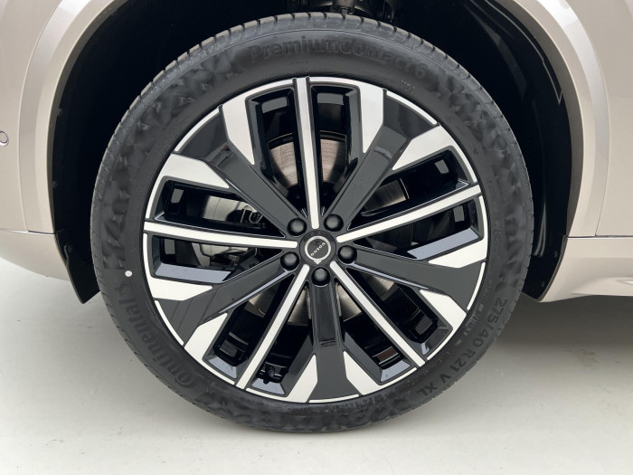 Volvo XC90 T8 AWD RECHARGE ULTRA DARK AUT