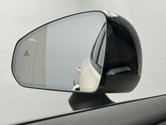 Volvo EX30 CROSS COUNTRY TWIN ULTRA