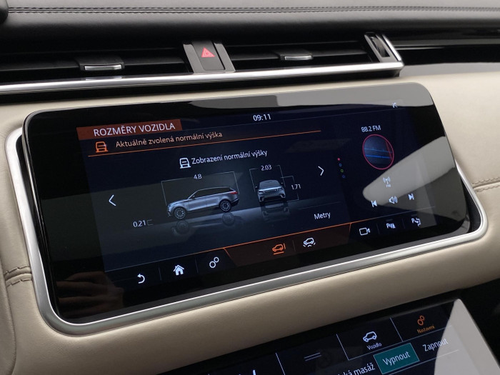 Land Rover Range Rover Velar D275 R-DYNAMIC AWD REZERVACE 3.0 d Dynamic