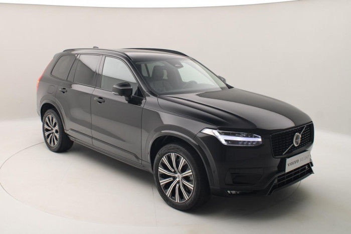 Volvo XC90 B5 AWD R-DESIGN AUT REZERVACE