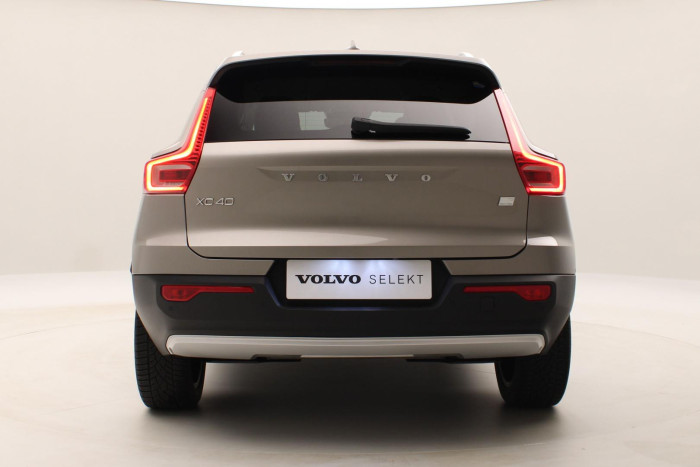 Volvo XC40 T5 INSCRIPTION TWIN ENGINE CZ