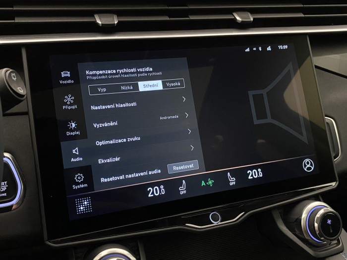 Lynk & Co 01 HEV DCT AUT 1.maj