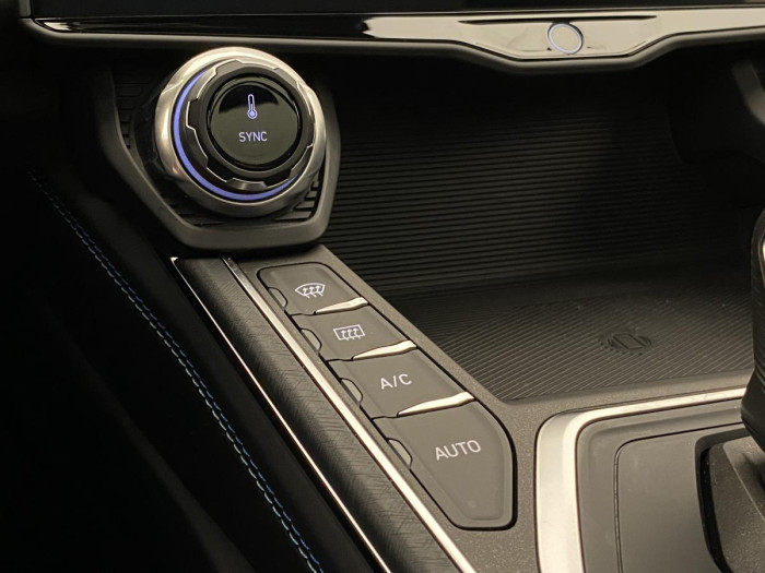 Lynk & Co 01 PHEV DCT AUT REZERVACE