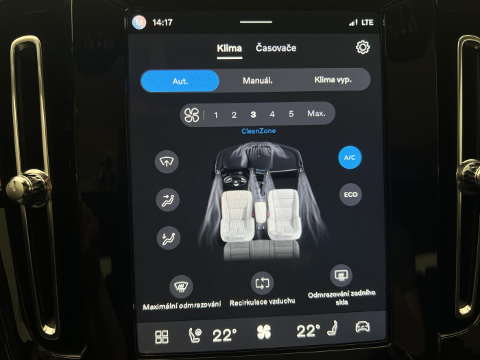 Volvo C40 RECHARGE TWIN MOTOR 1.maj.