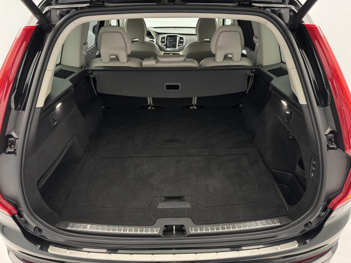 Volvo XC90 D5 AWD INSCRIPTION  CZ 1.maj 2.0 d
