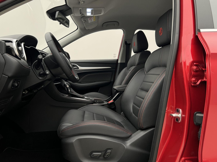 MG ZS 1.0T EXCLUSIVE AUT CZ 1.maj. 1.0 Exclusive
