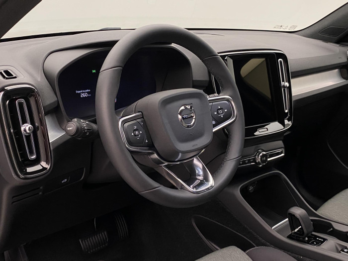 Volvo XC40 B3 CORE AUT CZ 1.maj