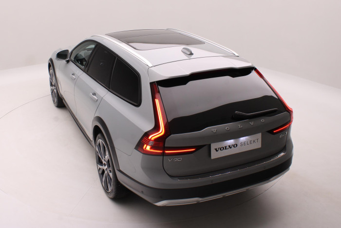 Volvo V90 CC B4 AWD ULTIMATE AUT CZ 2.0 CC CC