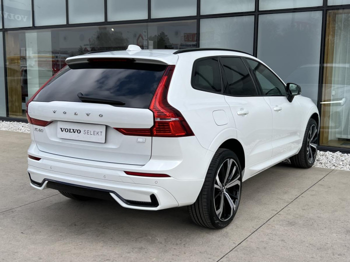 Volvo XC60 T6 AWD R-DESIGN RECHARGE Aut