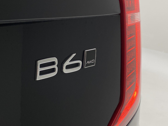 Volvo XC90 B5 AWD R-DESIGN AUT CZ