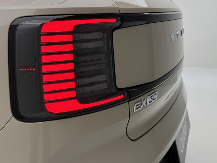 Volvo EX30 PURE ELECTRIC SINGLE PLUS