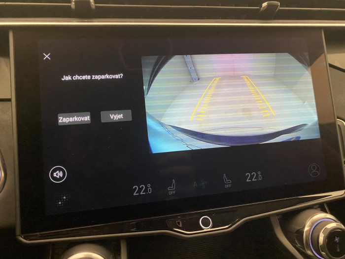 Lynk & Co 01 PHEV DCT AUT 1.maj.