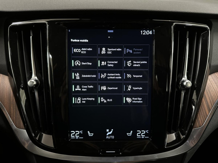 Volvo V60 D3 MOMENTUM REZERVACE 2.0 d Momentum