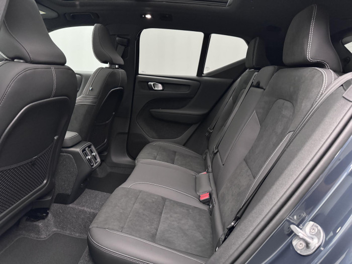 Volvo XC40 B3 AUT DARK PLUS