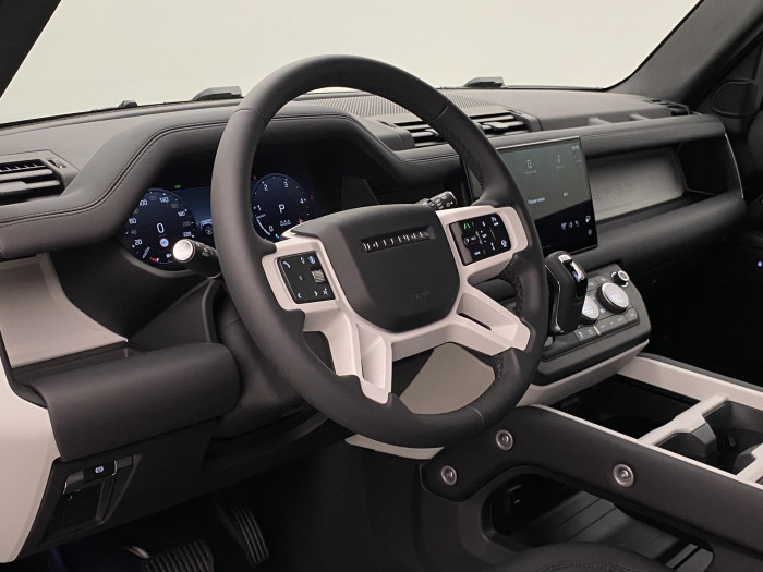 Land Rover Defender 110 D200 S AWD AUT REZERVACE 3.0 d