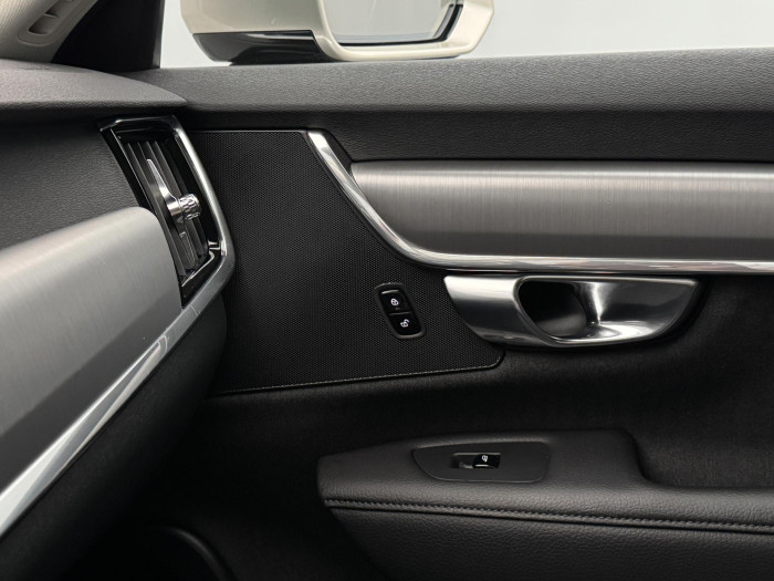 Volvo V90 D4 MOMENTUM AUT 2.0 d Momentum