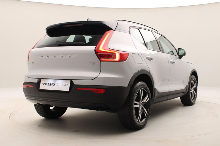 Volvo XC40 T3 R-DESIGN AUT 1.maj.