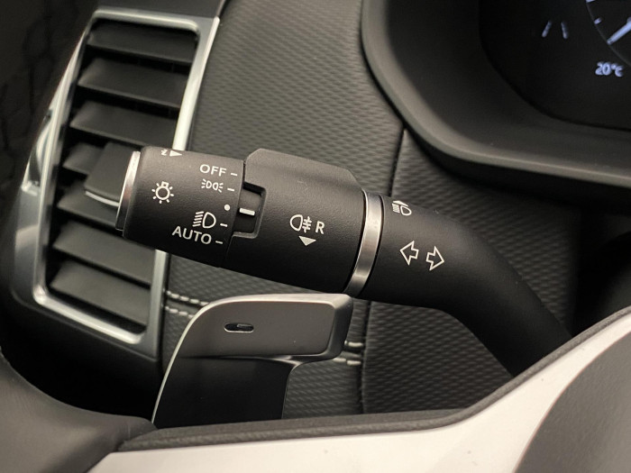 Land Rover Discovery D250 AWD R-DYNAMIC REZERVACE 3.0 d Dynamic