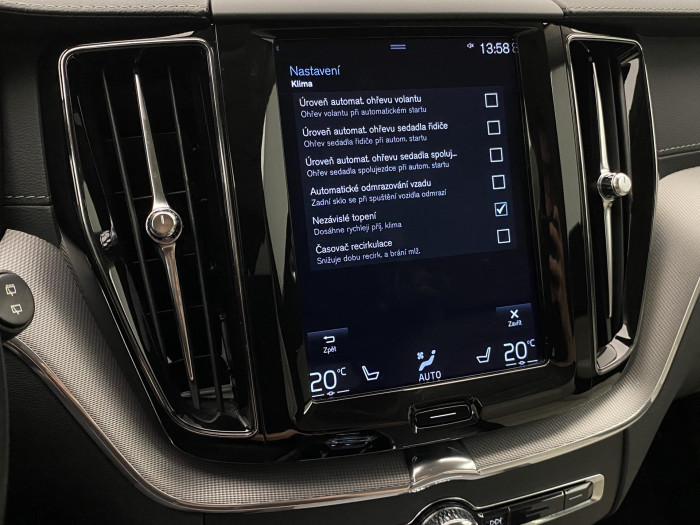 Volvo XC60 B4 AWD INSCRIPTION AUT