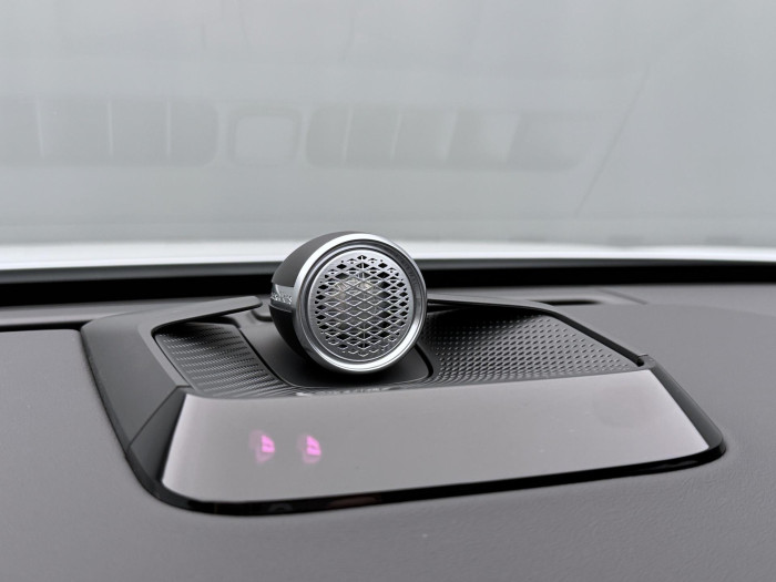 Volvo ES90 PURE ELECTRIC ULTRA