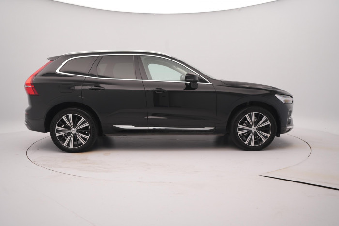 Volvo XC60 B4 AWD PLUS DARK AUT