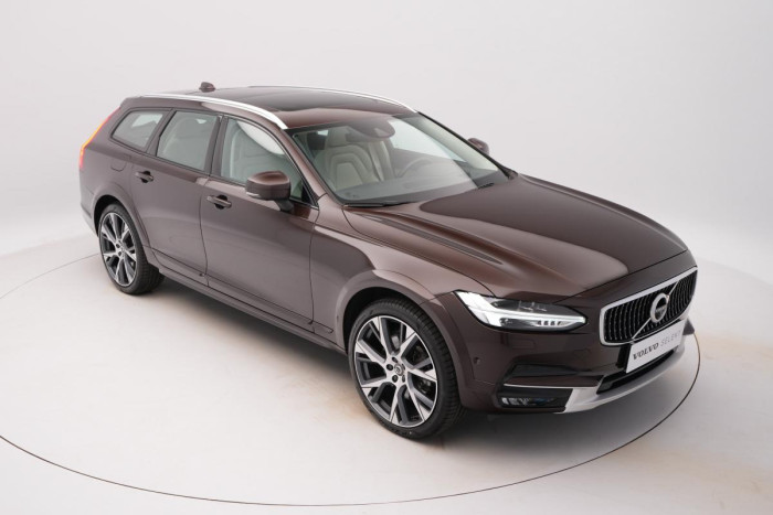 Volvo V90 CC D4 AWD ADVANCED AUT 1.maj. 2.0 d CC CC