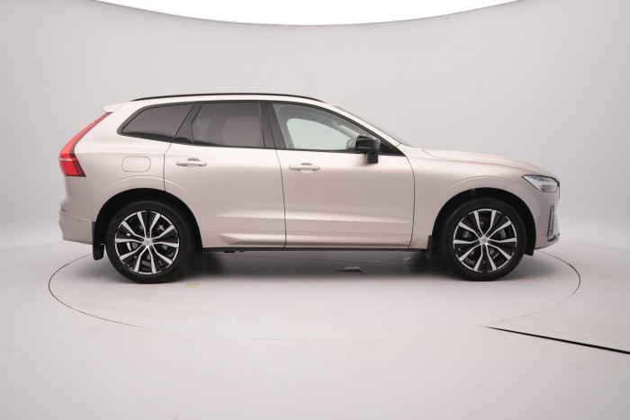 Volvo XC60 B4 AWD PLUS DARK AUT 1. maj.
