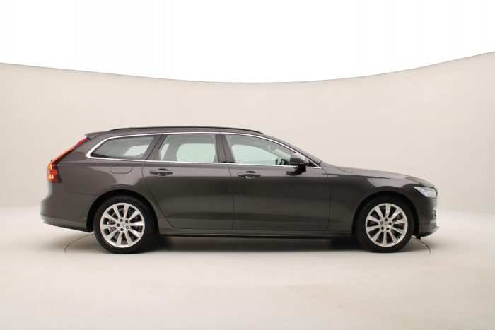 Volvo V90 B4 AWD MOMENTUM AUT 1.maj 2.0 Momentum