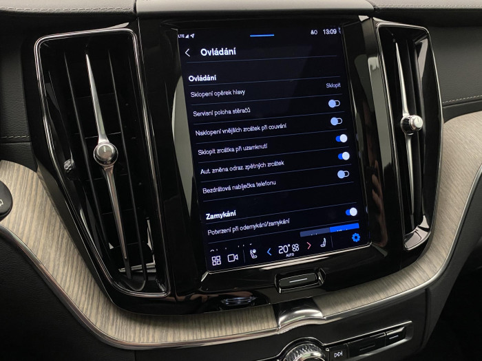 Volvo XC60 B5 AWD INSCRIPTION AUT