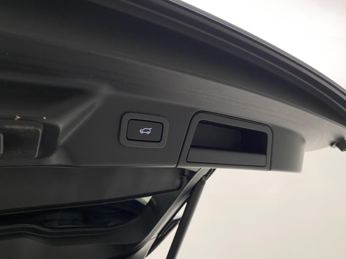 Land Rover Range Rover Velar P250 HSE AWD AUT CZ