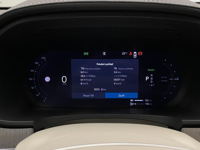 Volvo V90 T8 AWD Plug-in DARK ULTRA