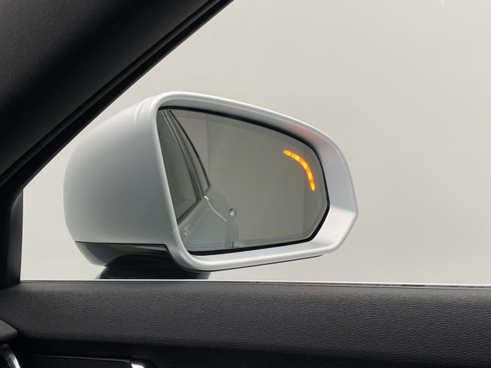 Volvo V90 D4 R-DESIGN AUT 2.0 d