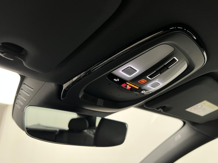 Volvo XC60 T6 AWD RECHARGE BLACK EDITION 2.0 Edition