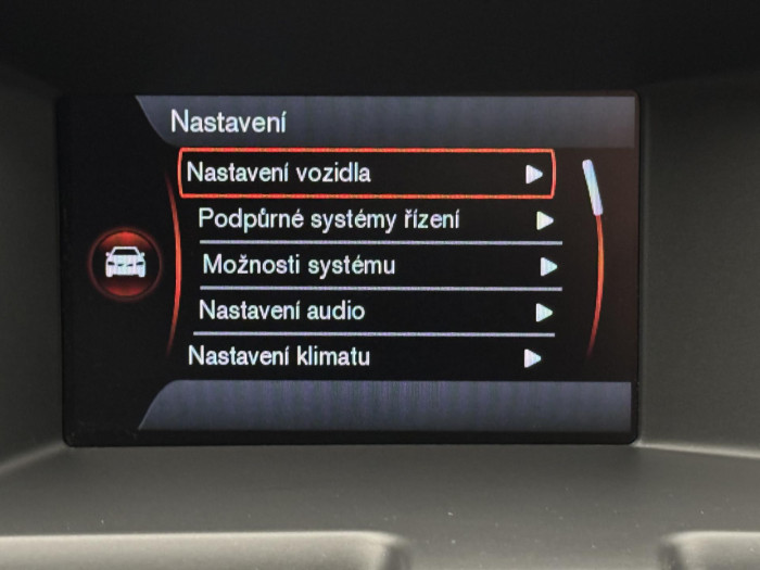 Volvo XC60 D5 AWD MOMENTUM AUT CZ 2.4 d Momentum