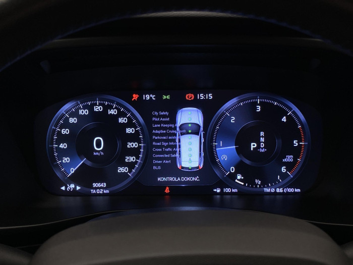 Volvo XC40 D4 AWD INSCRIPTION AUT CZ 2.0 d