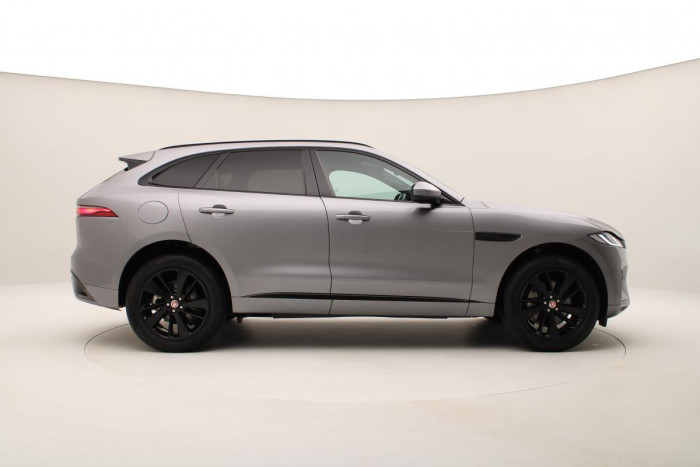 Jaguar F-Pace P250 R-DYNAMIC SE REZERVACE 2.0 Dynamic SE