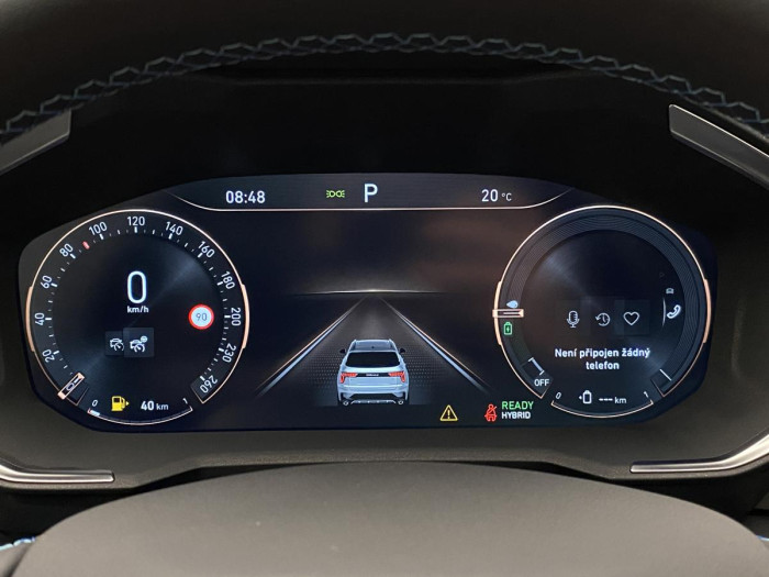 Lynk & Co 01 PHEV DCT AUT 1.maj. REZERVACE