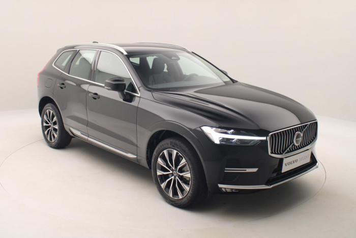 Volvo XC60 B4 AWD PLUS DARK AUT 1.maj