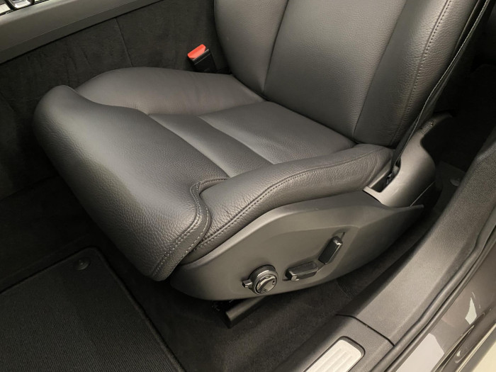 Volvo XC60 B4 AWD PLUS DARK AUT 1.maj
