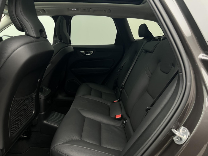 Volvo XC60 T6 AWD RECHARGE PLUS DARK AUT