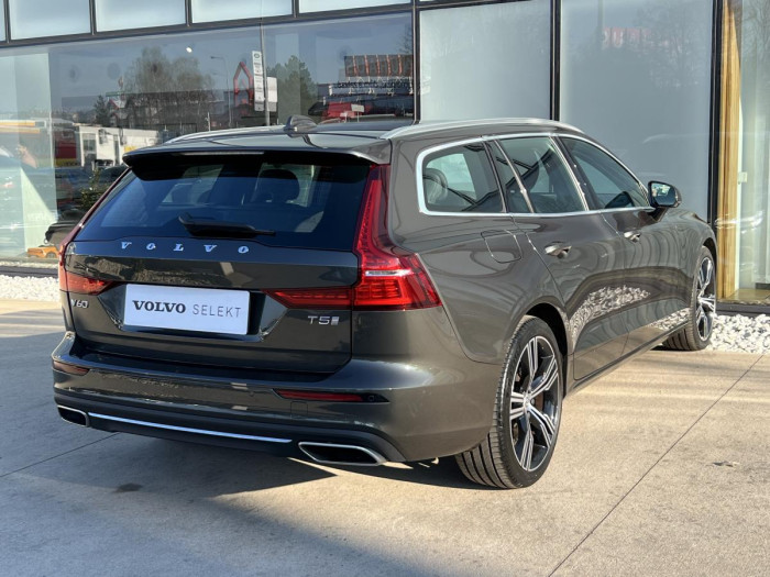 Volvo V60 T5 INSCRIPTION Aut REZERVACE