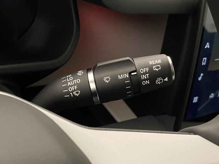 Land Rover Defender 110 D250X-DYNAMIC SE REZERVACE 3.0 d Dynamic SE