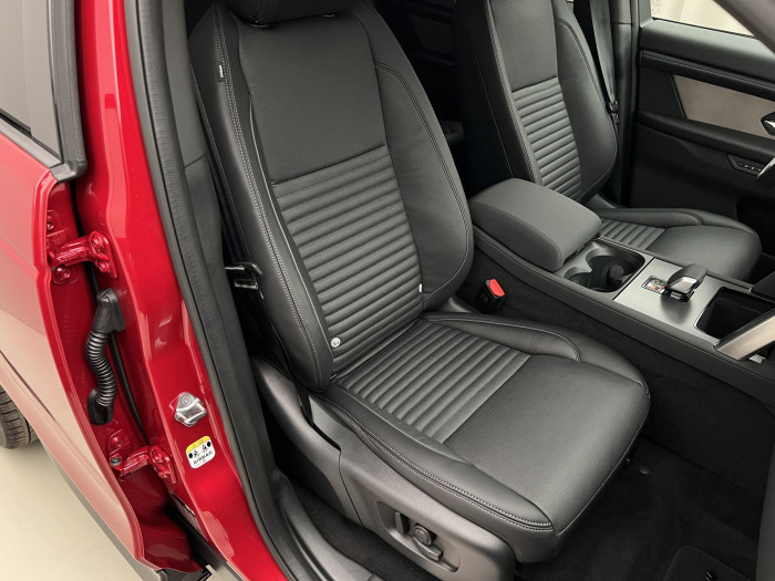 Land Rover Discovery Sport D200 DYNAMIC SE AWD Aut 2.0 d Dynamic SE