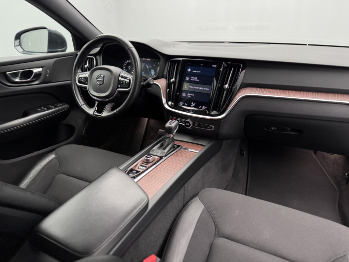 Volvo V60 D4 MOMENTUM AUT 2.0 d Momentum