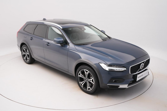 Volvo V90 CC B5 AWD ULTIMATE 1.maj. 2.0 CC CC