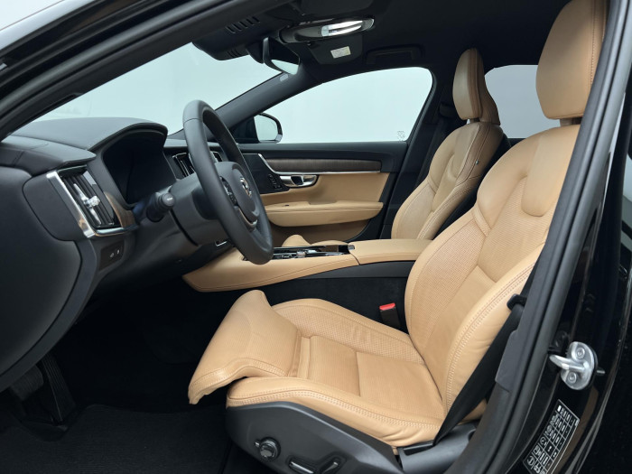 Volvo V90 T6 AWD RECHARGE PLUS DARK AUT