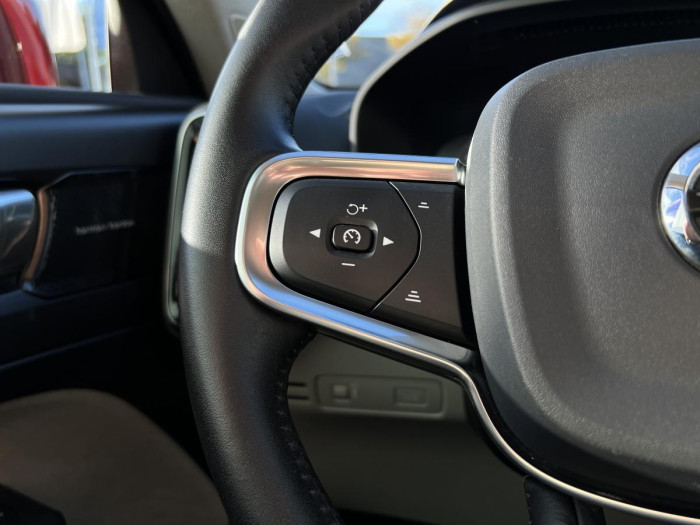Volvo XC40 D3 AWD MOMENTUM Aut 1.maj. 2.0 d Momentum