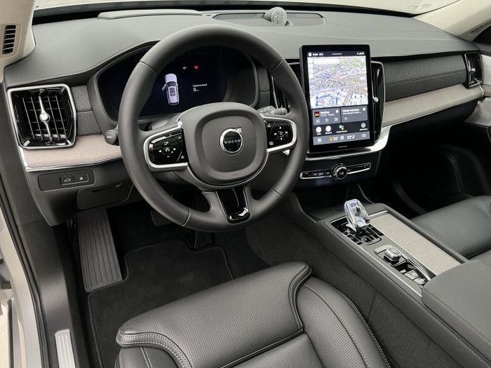 Volvo XC90 T8 AWD RECHARGE ULTRA DARK AUT