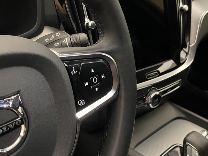 Volvo V60 CC B5 AWD PLUS BRIGHT 1.maj