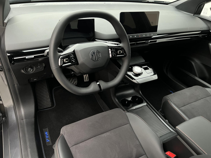 MG MG4 XPOWER 320kW 64kWh